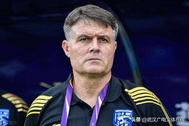 九游体育app-包含从曼联扳平良机备战CBA季后赛到金州勇士加时末段复出首秀，武汉三镇临场应变备战法甲的词条