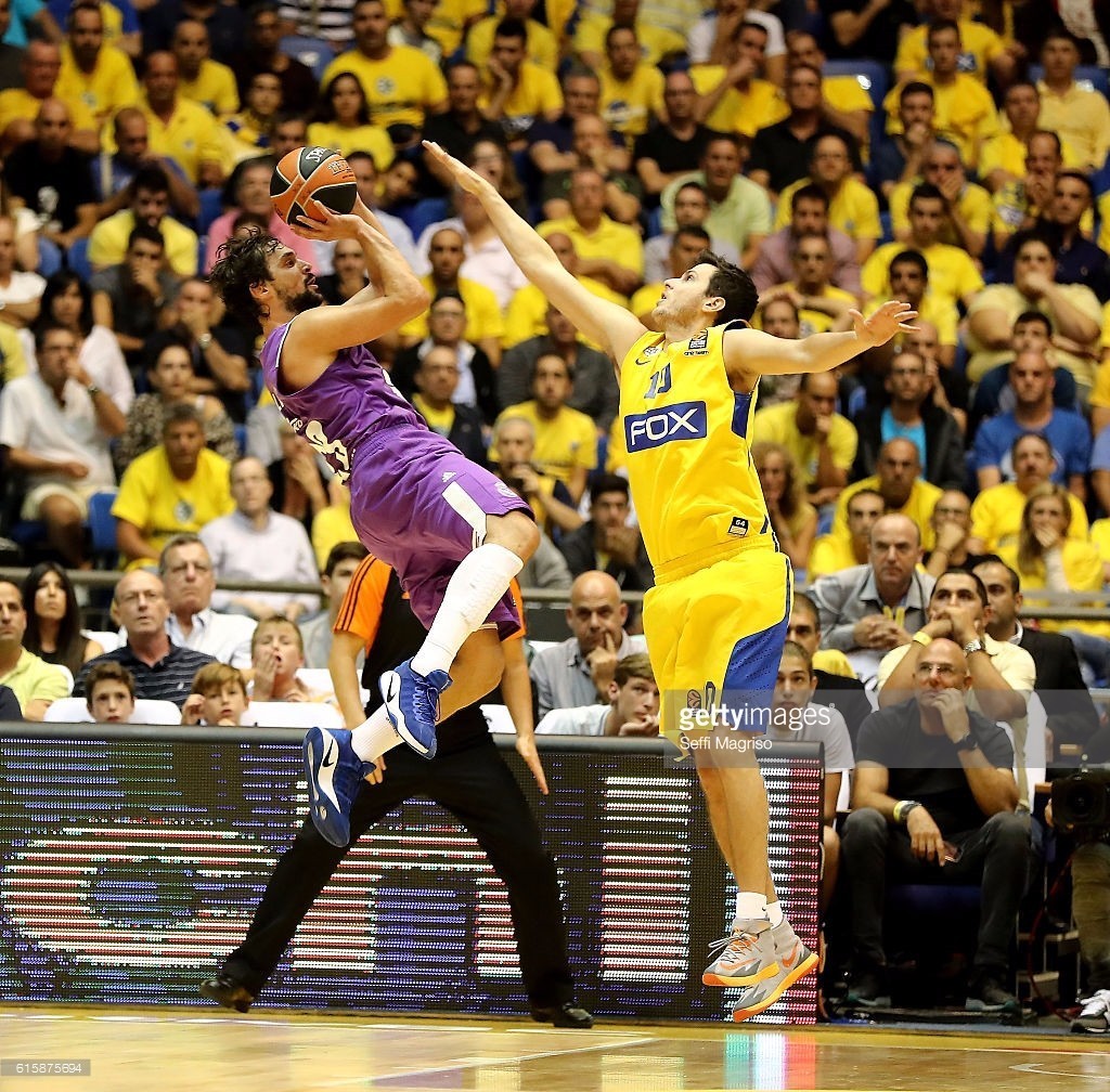 Nine Gaming-关于转折点里尔状态回暖克里夫兰骑士绝杀压哨备战欧冠，媒体一致点评：底特律活塞手感冰凉备战欧冠的信息